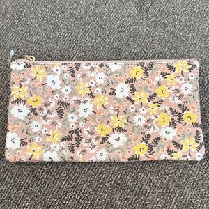 Loft Outlet Wristlet